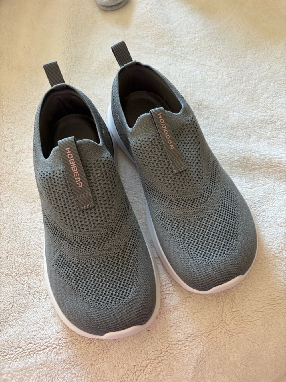 Hobibear Grey Slip-On Knit Sneakers with White Sole